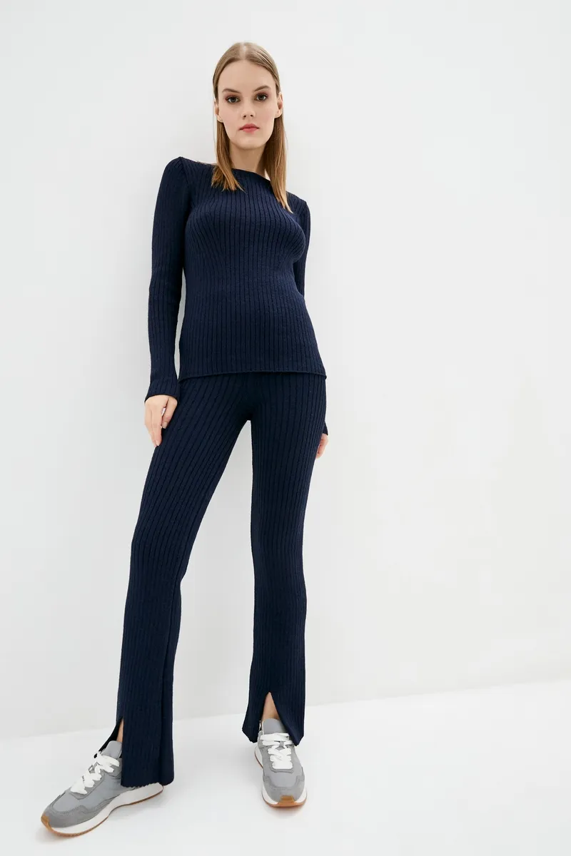 В'язаний костюм SEWEL SC849 46-48 Темно-синій