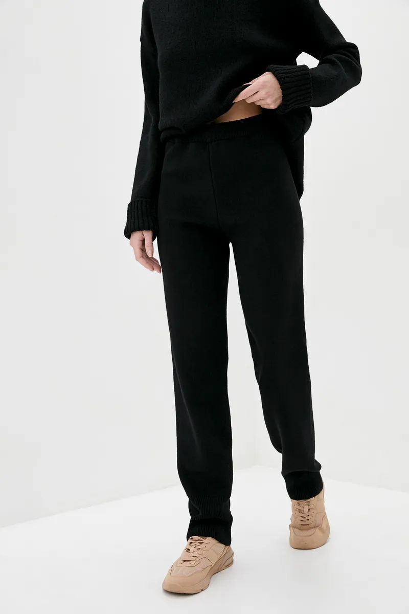 Брюки SEWEL TR869 42-44 Чорний