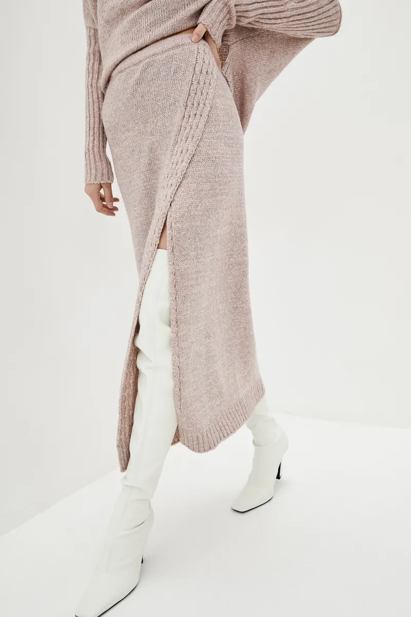 Спідниця SEWEL UW575 42-44 Пудра