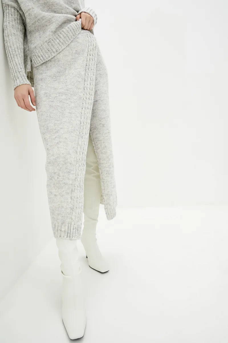 Спідниця SEWEL UW575 46-48 Білий