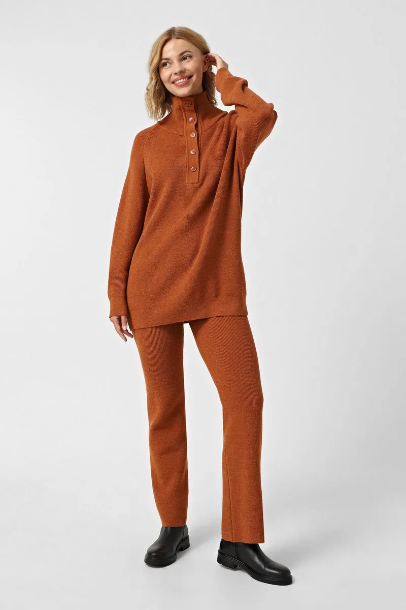 В'язаний костюм SEWEL SC967 42-44 Карамель