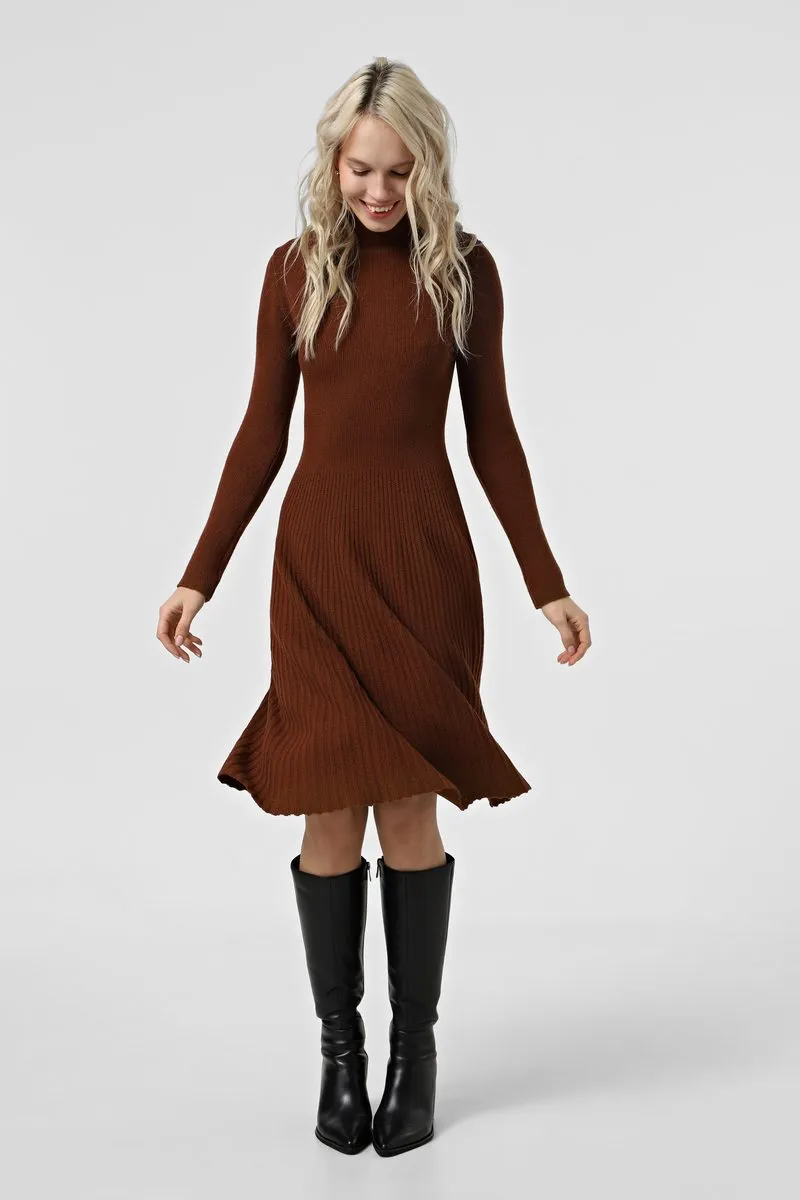 Сукня SEWEL PW975 42-44 Коричневий