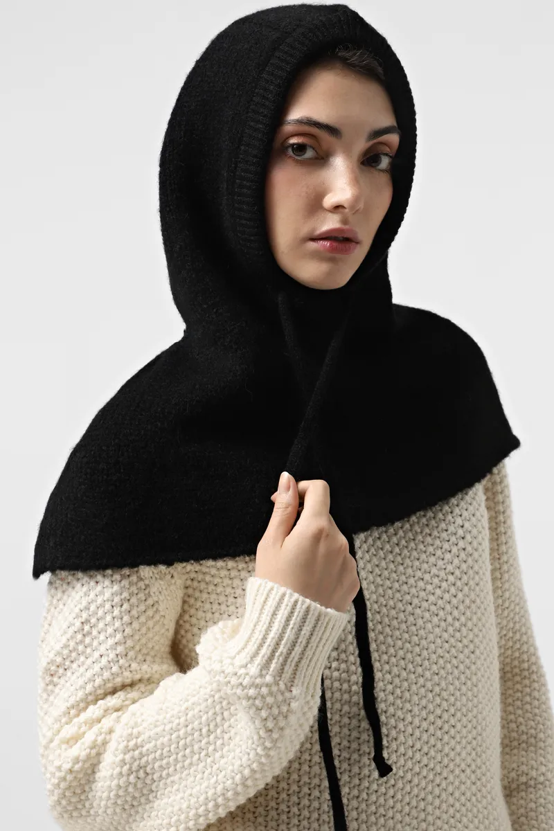 Капор SEWEL BW998 One Size Чорний