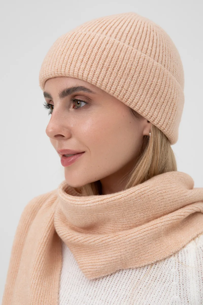 Шапка SEWEL B1006 One Size Рожевий