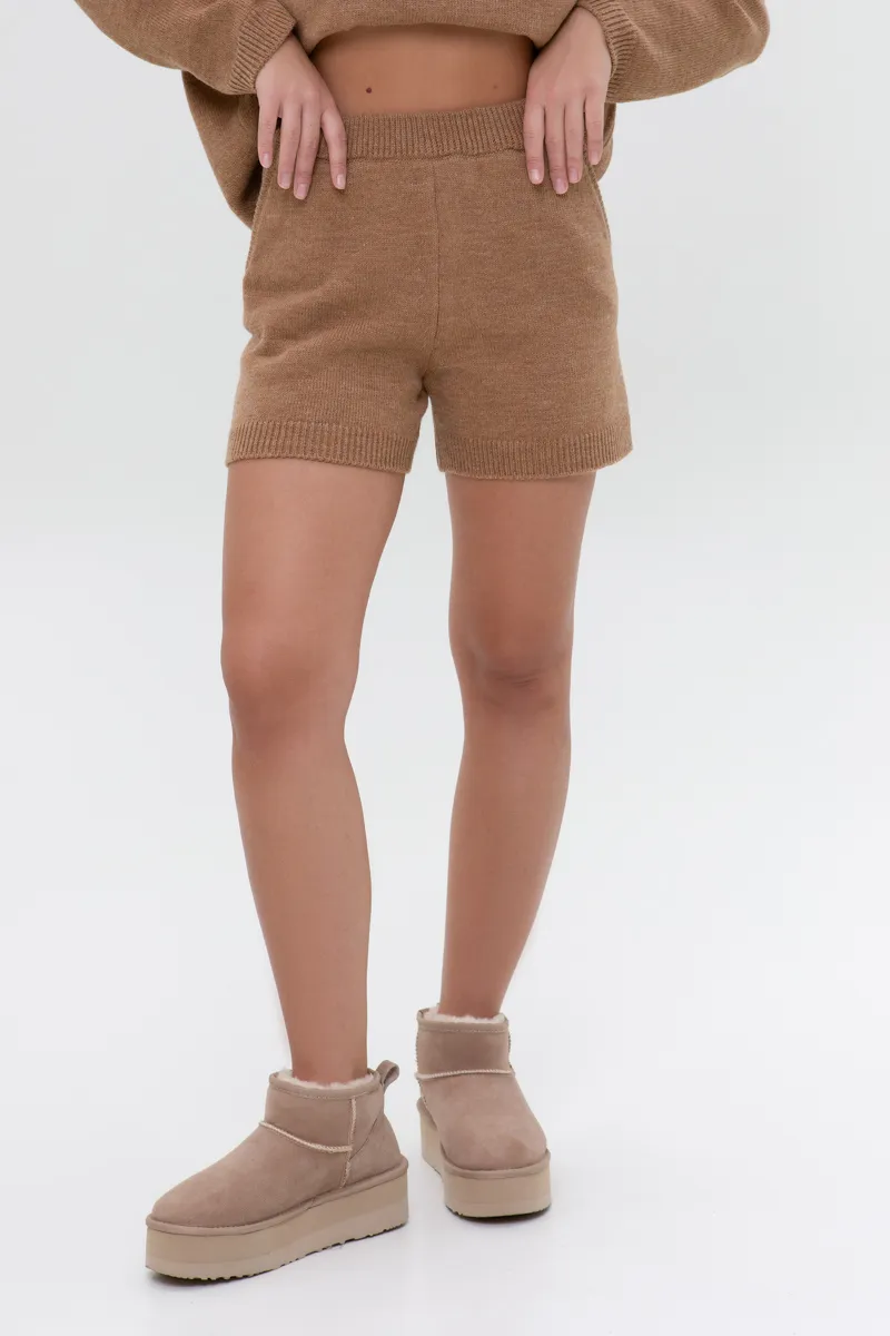 Шорти SEWEL S1019 46-48 Темно-бежевий