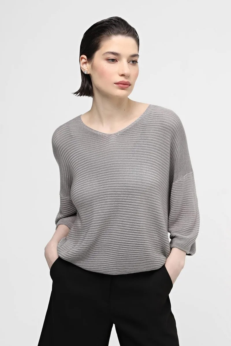 Джемпер SEWEL JS948 42-44 Сірий