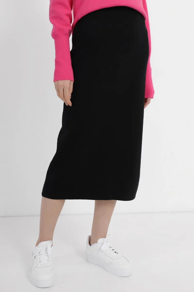 Спідниця SEWEL UW901 46-48 Чорний