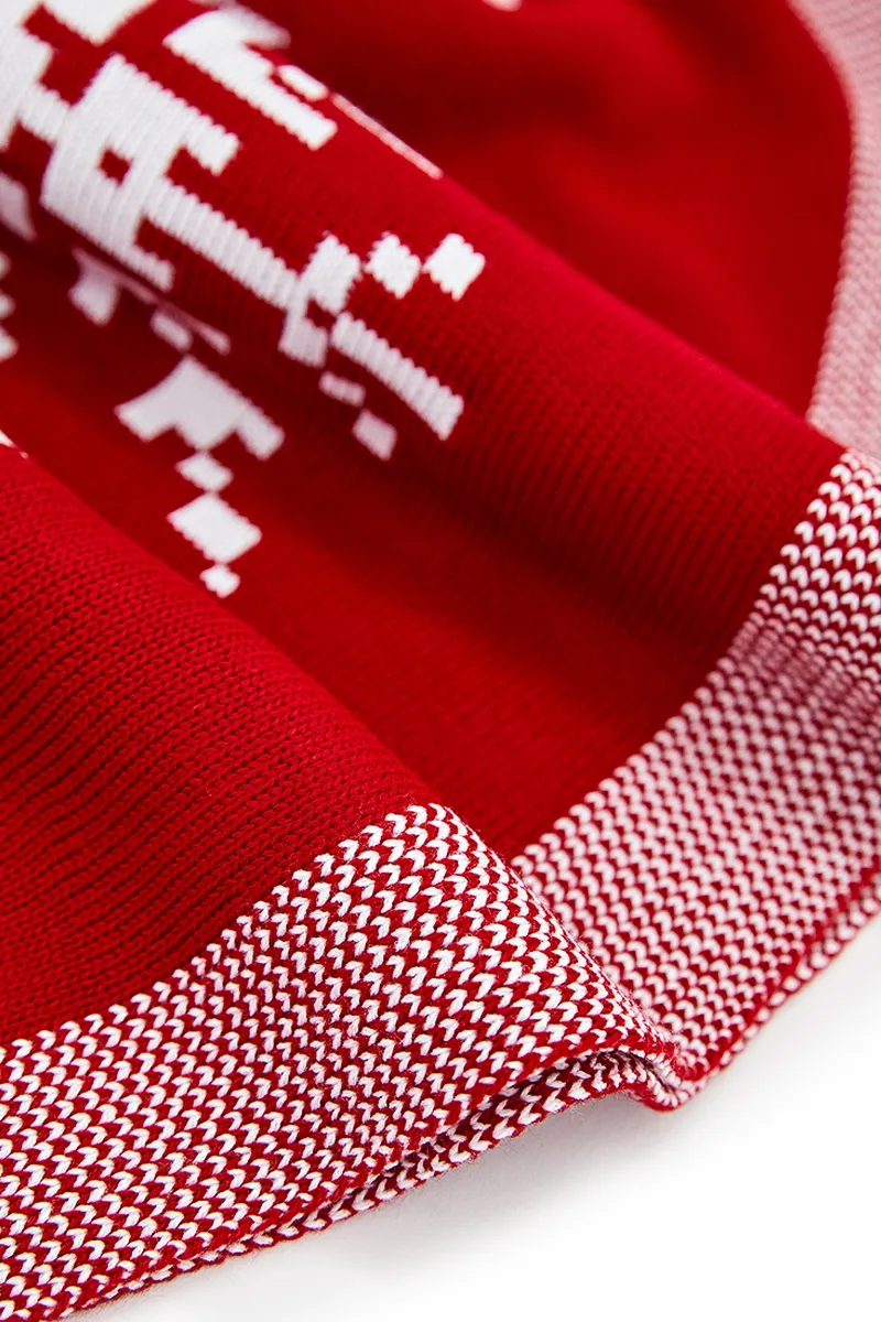 В'язане покривало з наволочками SEWEL OA788 220х180 Червоний